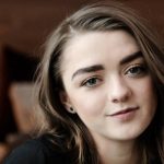 maisie-williams-devoile-son-corps